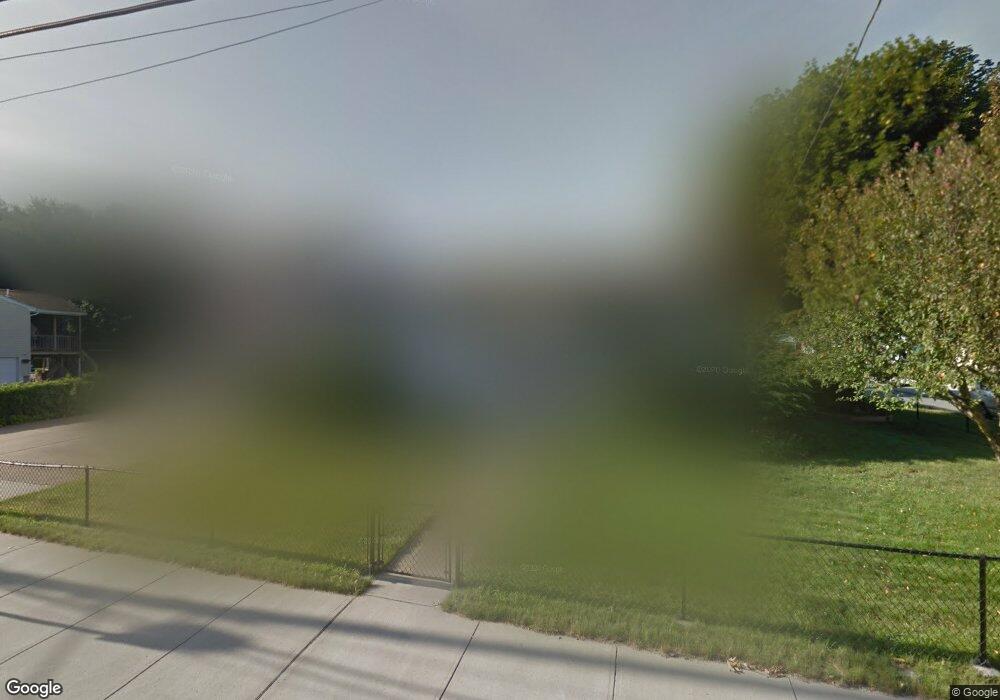 485 Aylsworth Ave, Woonsocket, RI 02895 - photo 1