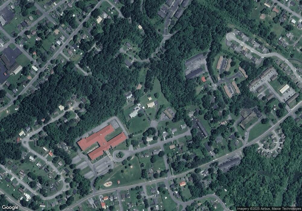 2 Eastridge Ct, Johnson City, TN 37601 - photo 1