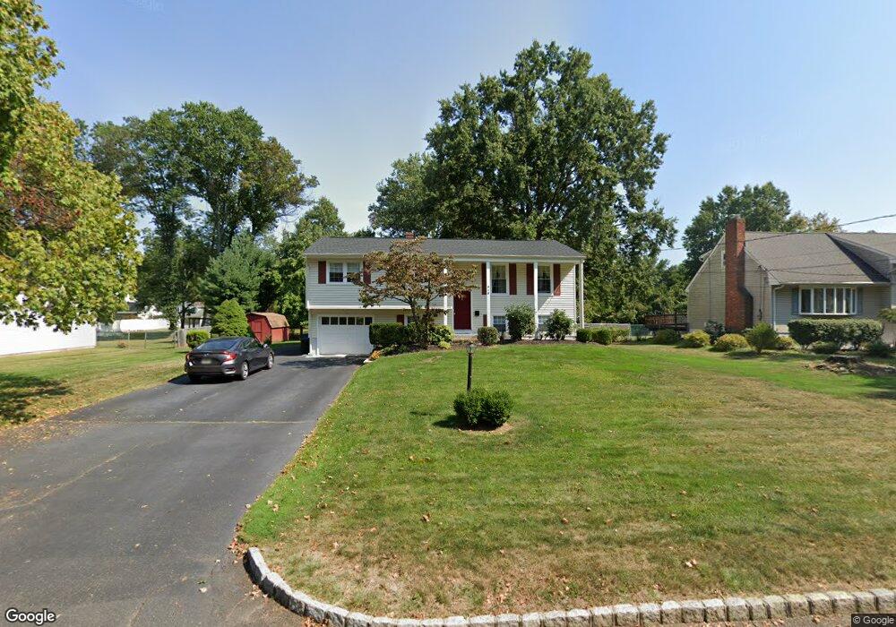 918 W Meadow Dr, Bound Brook, NJ 08805 - photo 1