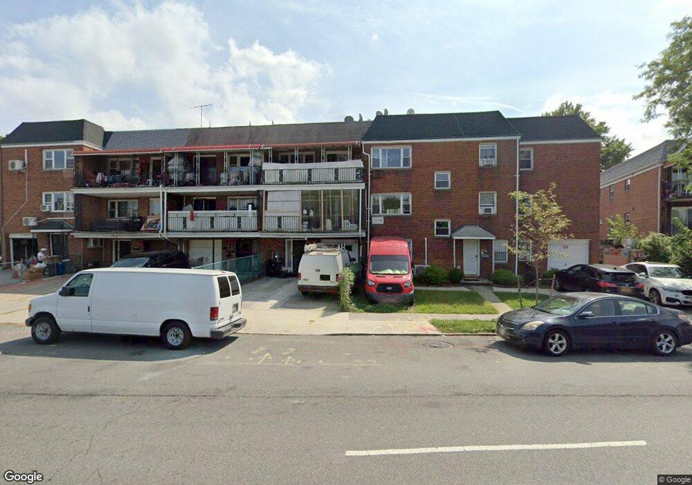 5615 College Point Blvd, Flushing, NY 11355 - photo 1