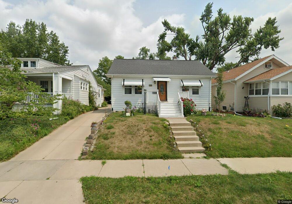 145 17th St SW, Cedar Rapids, IA 52404 - photo 1