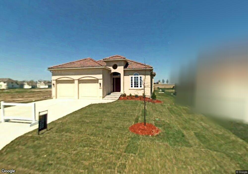 1208 SW Neelie Ln, Lees Summit, MO 64082 - photo 1