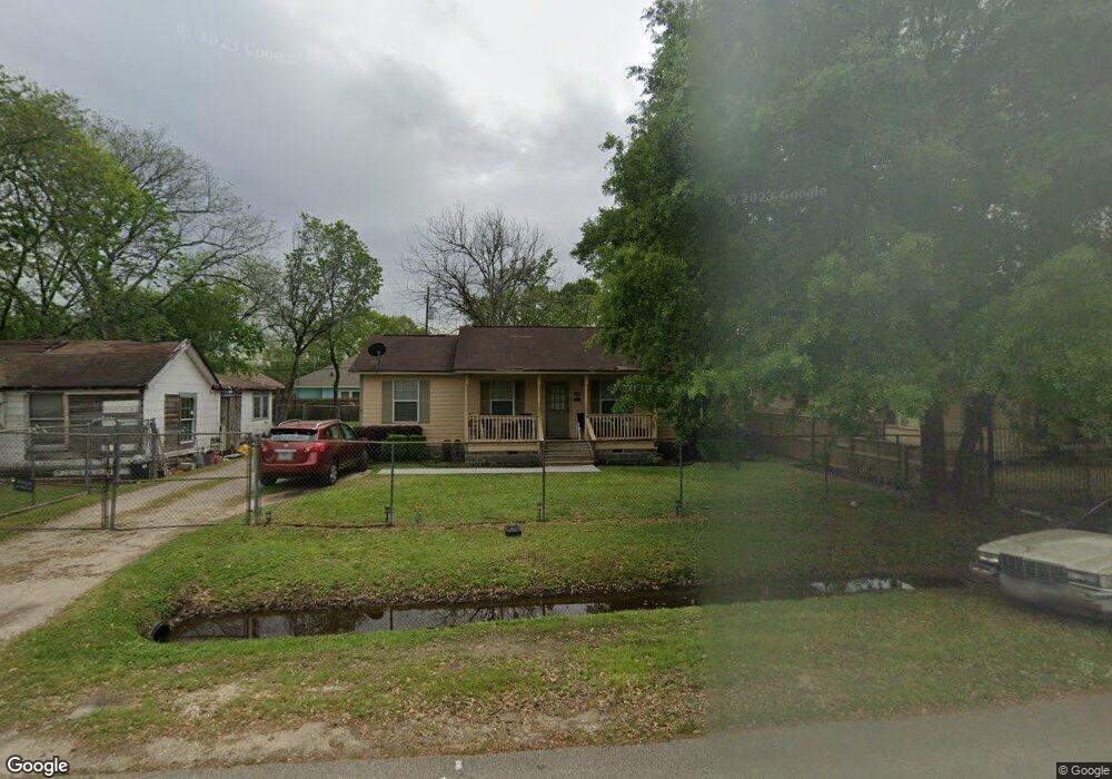 935 Marjorie St, Houston, TX 77088 - photo 1