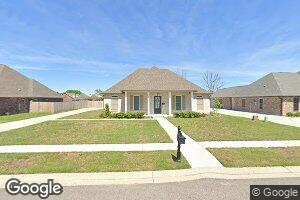2070 Silverstone Ave, Port Allen, LA 70767