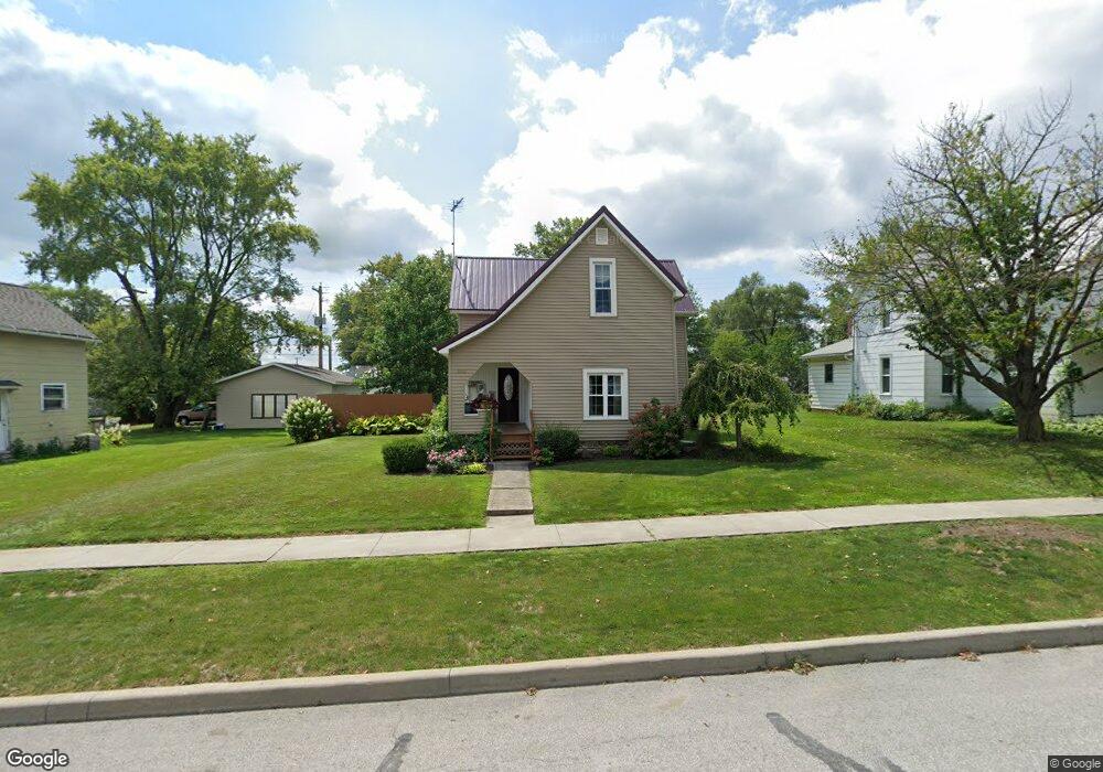 462 E Main St, Berne, IN 46711 - photo 1