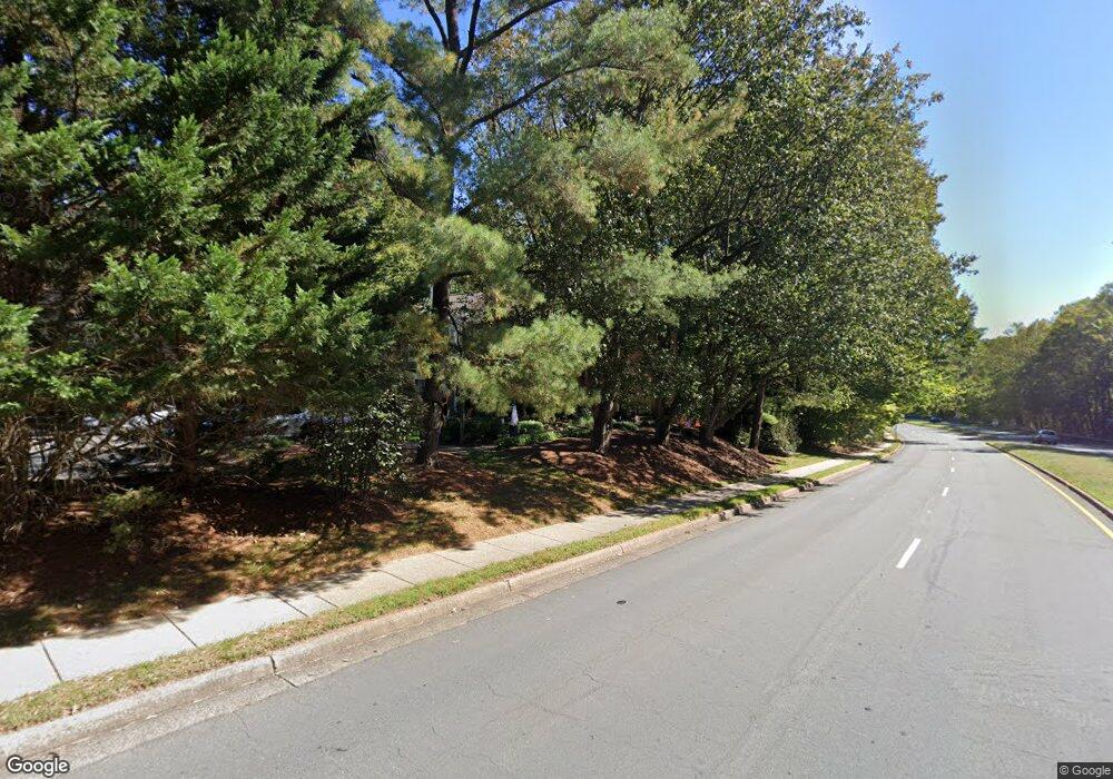 11502 Pine Cone Ct, Reston, VA 20191 - photo 1