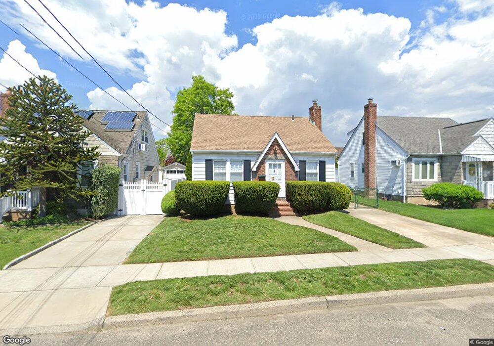 1112 Esther St, Franklin Square, NY 11010 - photo 1