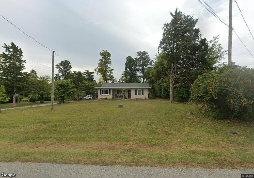 10104 Fairmount Rd, Louisville, KY 40291 - photo 1