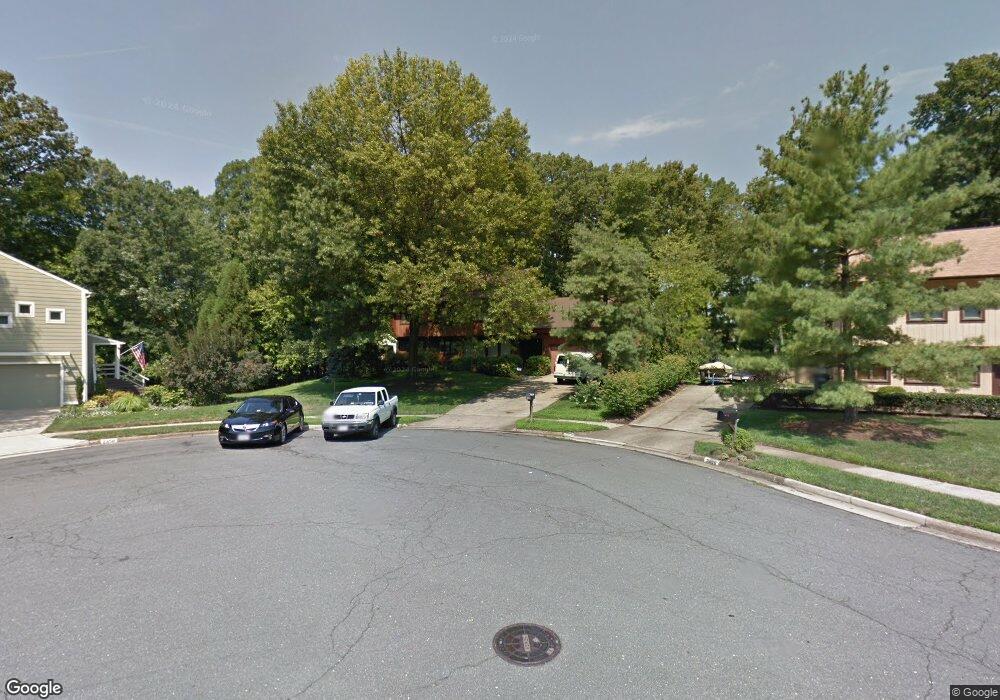 2448 Brussels Ct, Reston, VA 20191 - photo 1