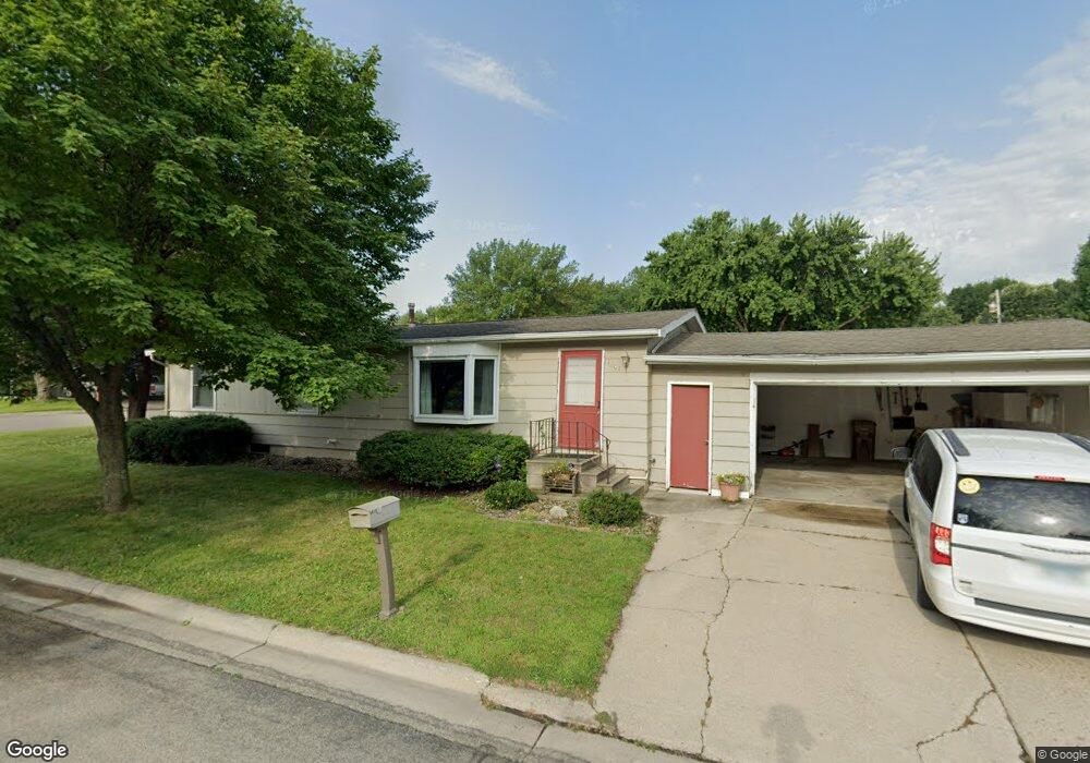 1601 Garfield Ave, Albert Lea, MN 56007 - photo 1