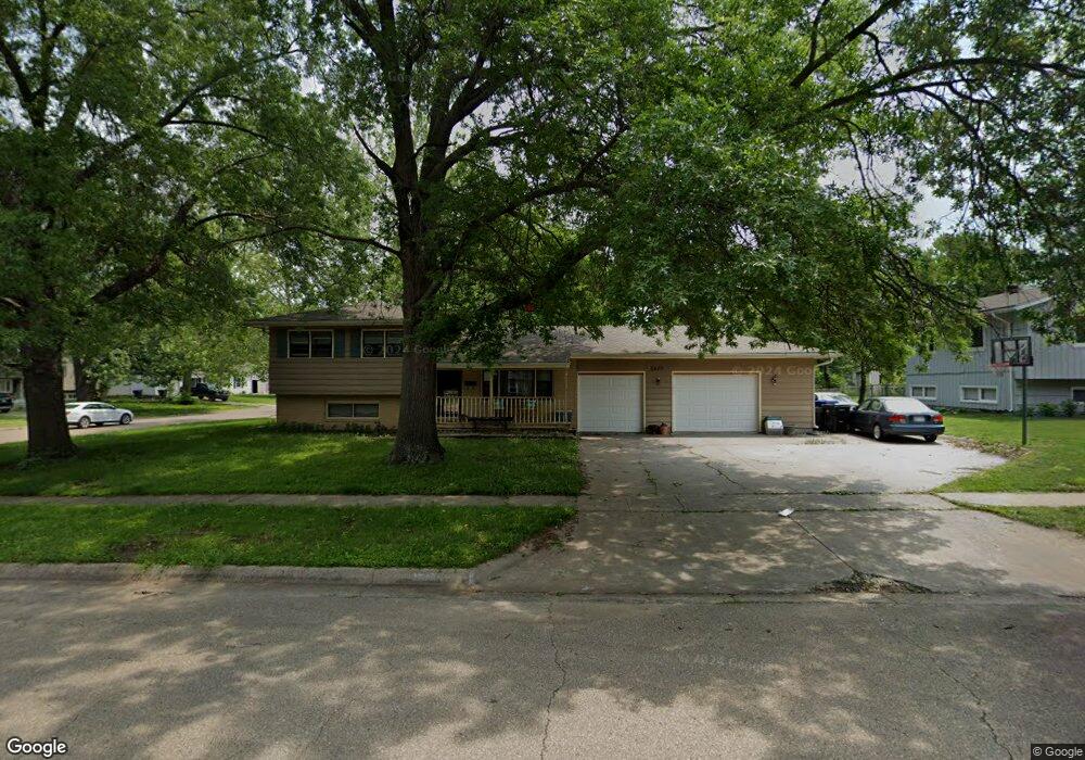 2800 SW Sunset Rd, Topeka, KS 66614 - photo 1