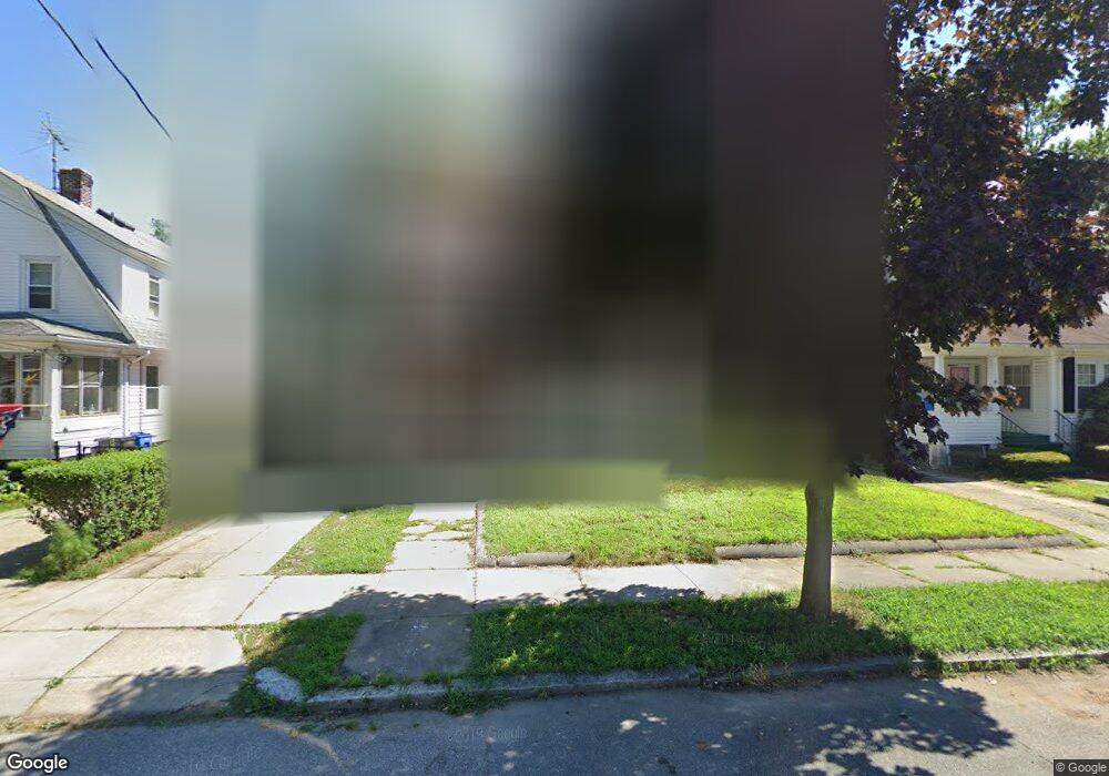 118 Sinclair Ave, Cranston, RI 02907 - photo 1