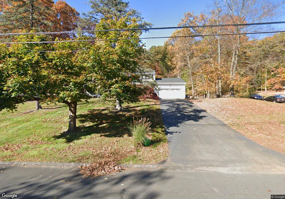 35 W Gate Rd, Suffern, NY 10901 - photo 1