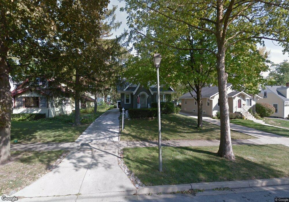 443 N Evergreen Ave, Elmhurst, IL 60126 - photo 1