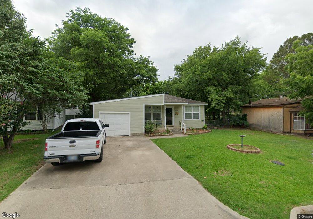 1630 Tower Dr, Ardmore, OK 73401 - photo 1