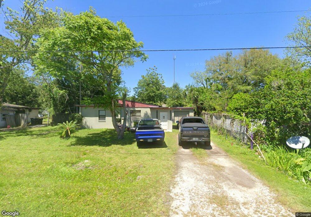 8227 Dickie Dr, Jacksonville, FL 32216 - photo 1