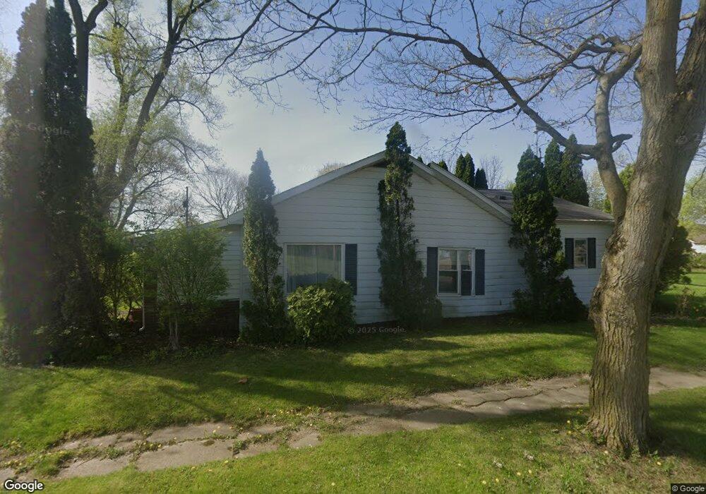 401 W Lyons St, Swayzee, IN 46986 - photo 1