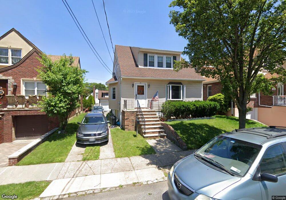 191 Locust Ave, Staten Island, NY 10306 - photo 1
