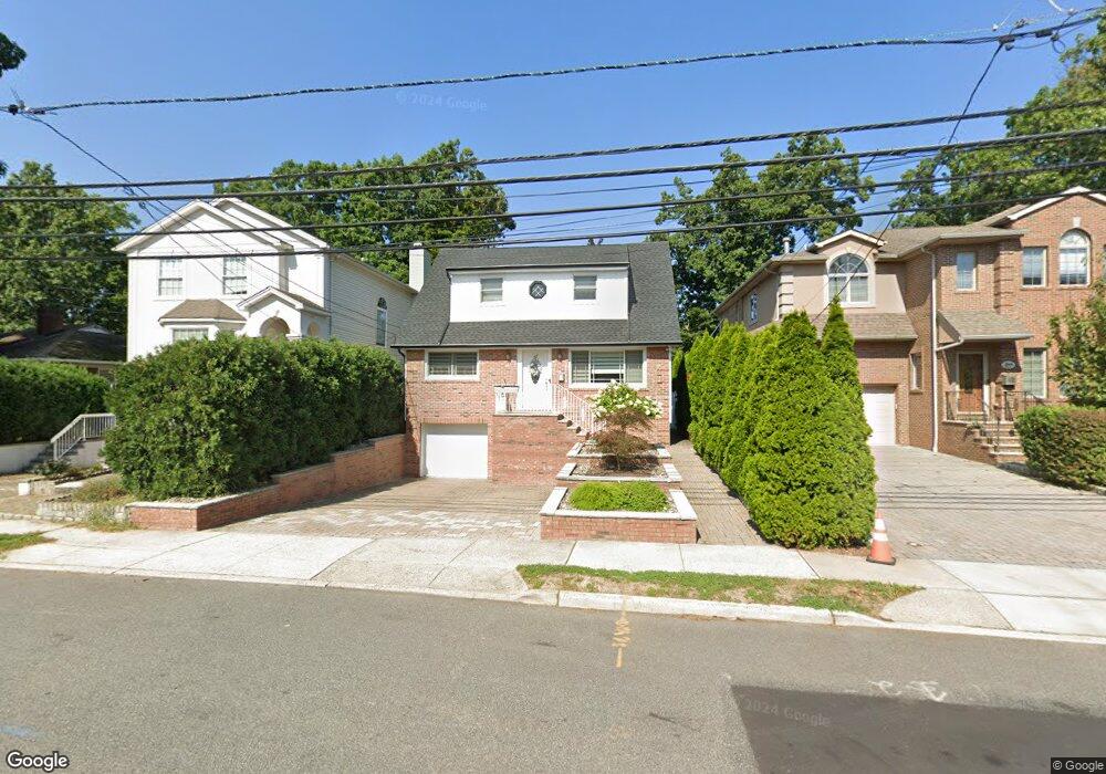 2161 Jones Rd, Fort Lee, NJ 07024 - photo 1