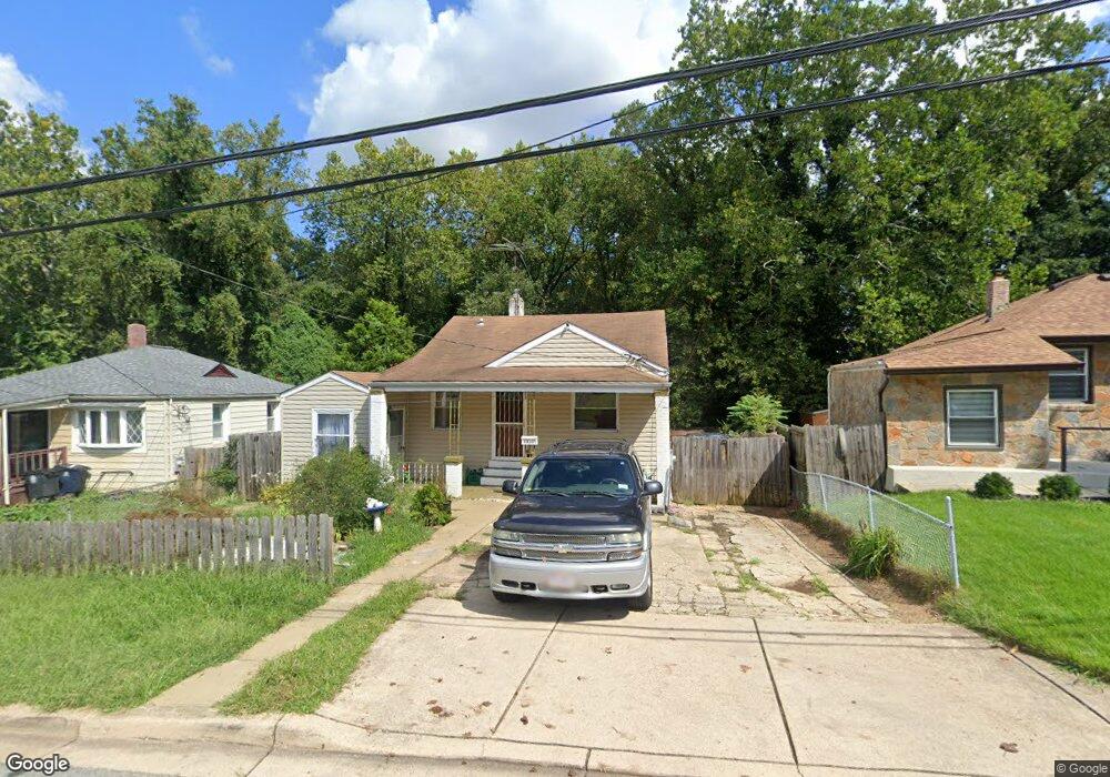 1319 Farmingdale Ave, Capitol Heights, MD 20743 - photo 1