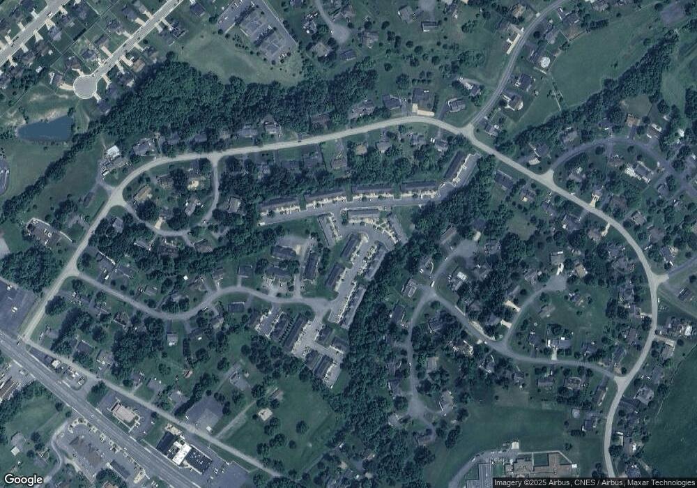 102 Berkshire, Fishersville, VA 22939 - photo 1