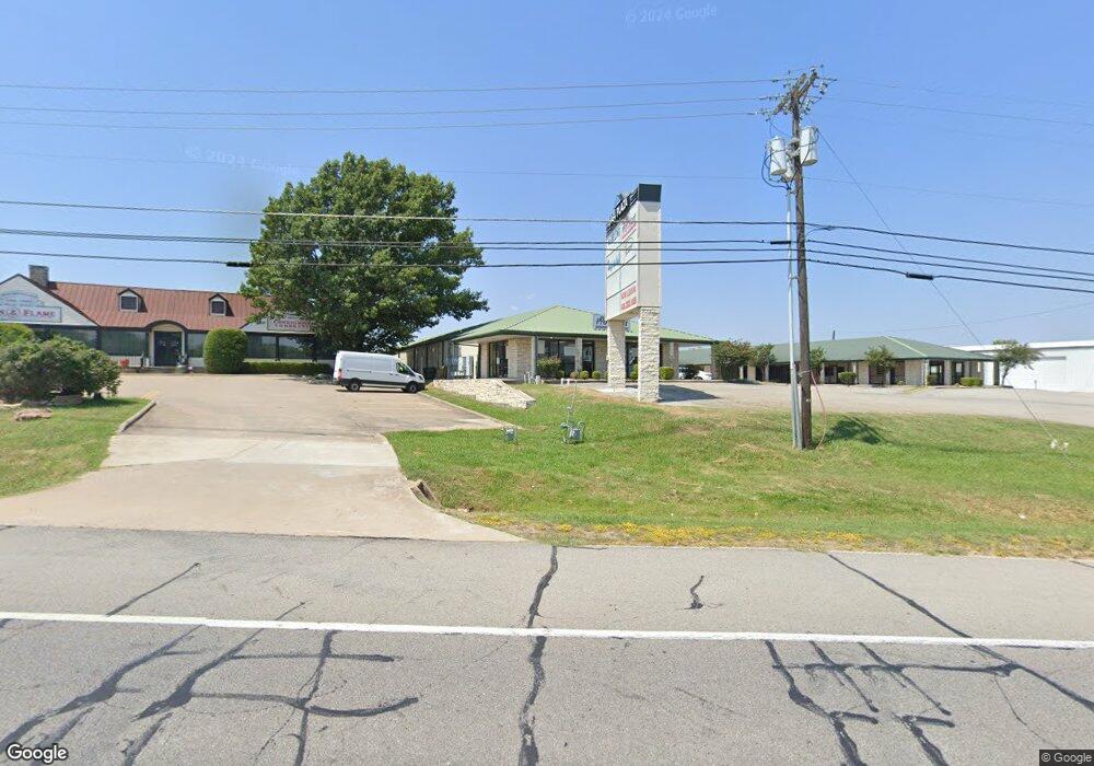 5448 Texoma Pkwy unit 4, Sherman, TX 75090 - photo 1