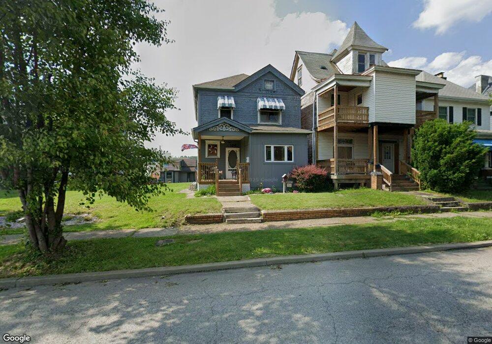 106 Custer Ave unit A, Vandergrift, PA 15690 - photo 1