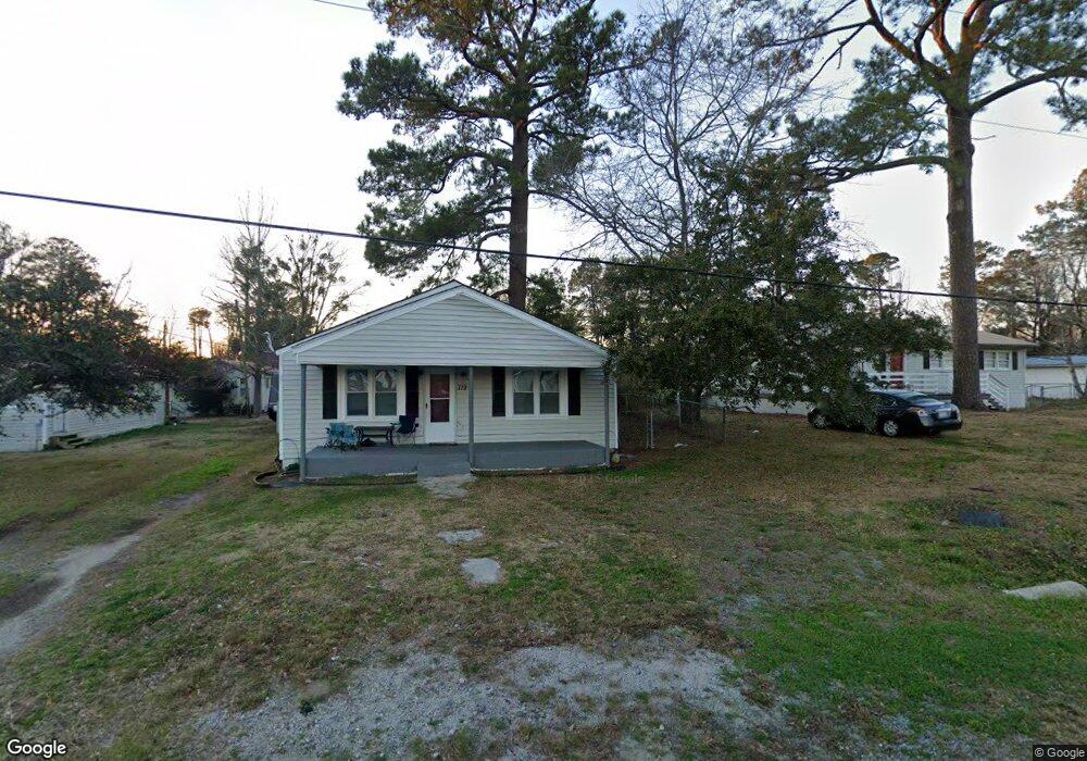 719 Tallman Cir, Midway Park, NC 28544 - photo 1