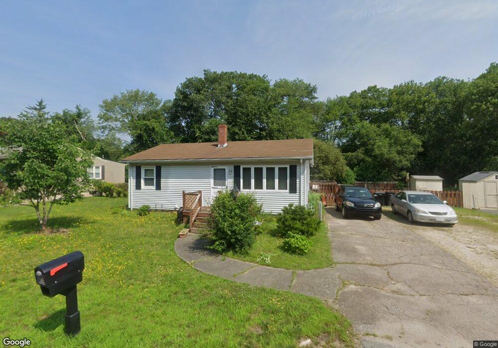 983 Allen St, North Dartmouth, MA 02747 - photo 1