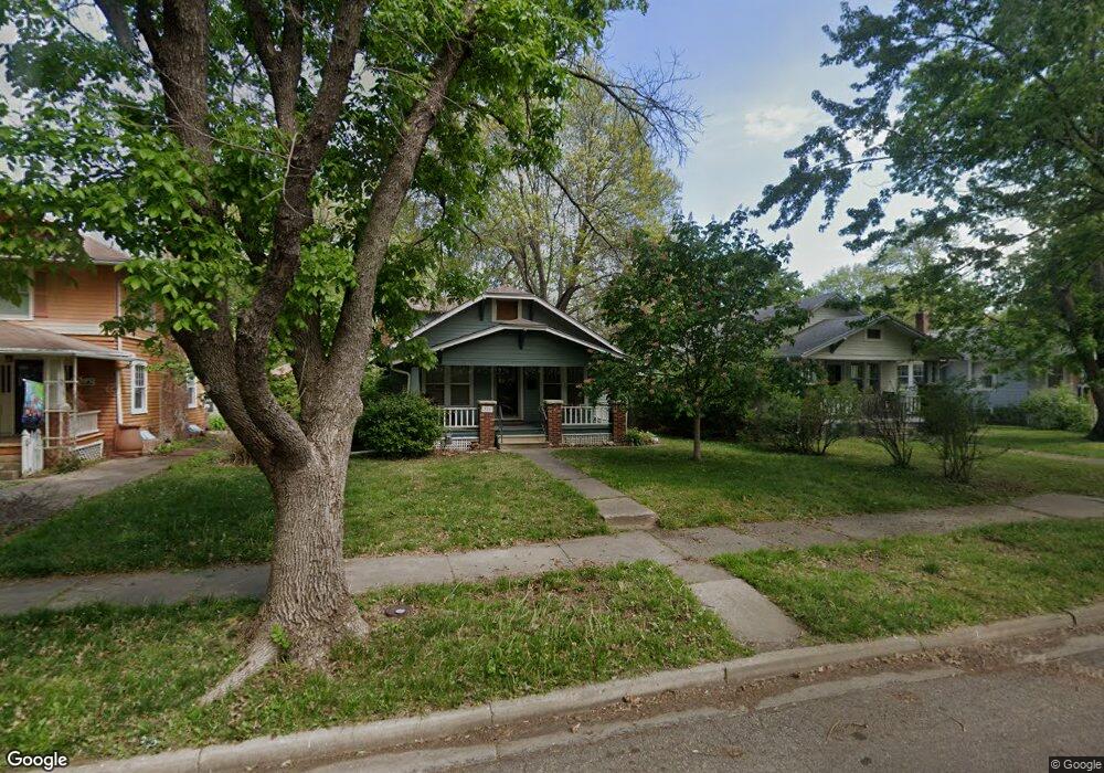 326 SW Kendall Ave, Topeka, KS 66606 - photo 1