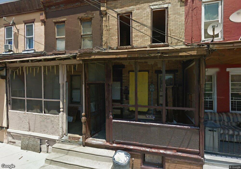 911 Fern St, Camden, NJ 08102 - photo 1