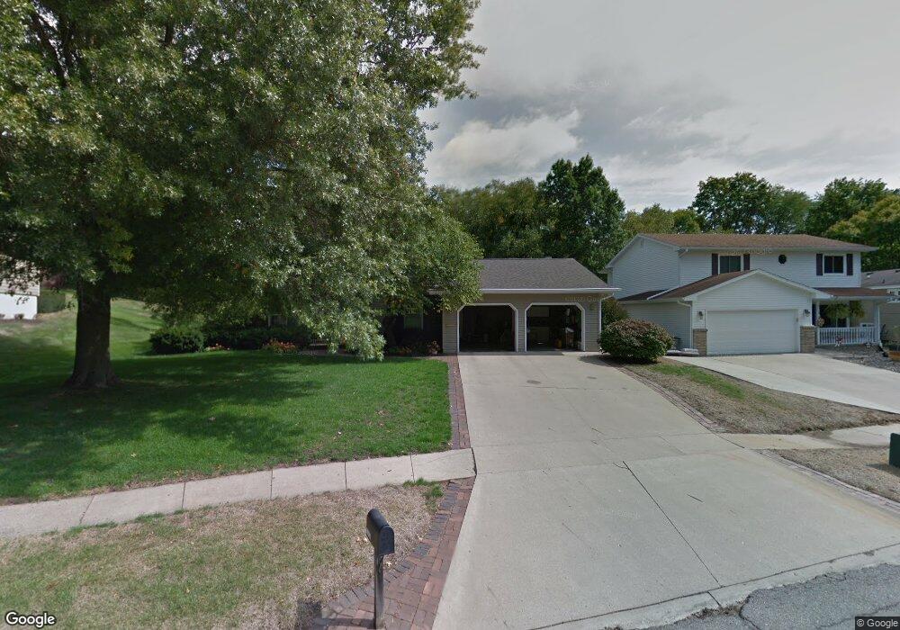 1308 W 14th St S, Newton, IA 50208 - photo 1