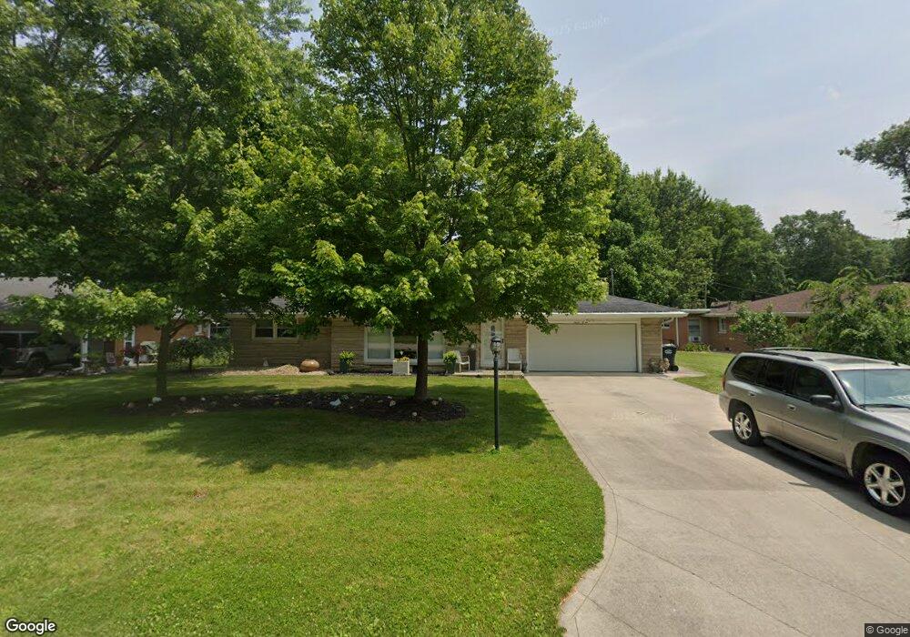 702 Geeting Dr, Anderson, IN 46012 - photo 1