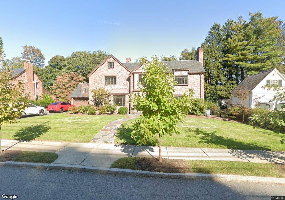 102 Gordon Rd, Waban, MA 02468 - photo 1