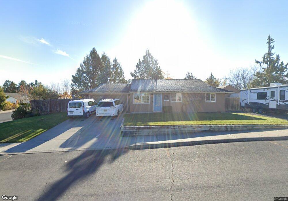 3310 SW Quartz Place, Redmond, OR 97756 - photo 1