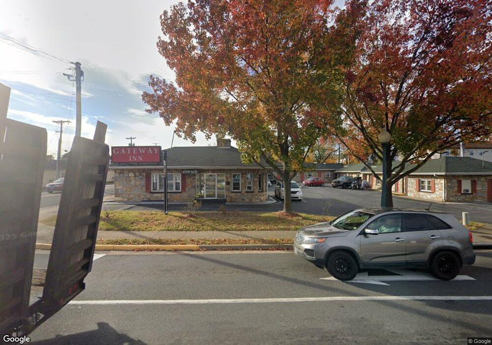 1400 N Shenandoah Ave, Front Royal, VA 22630 - photo 1