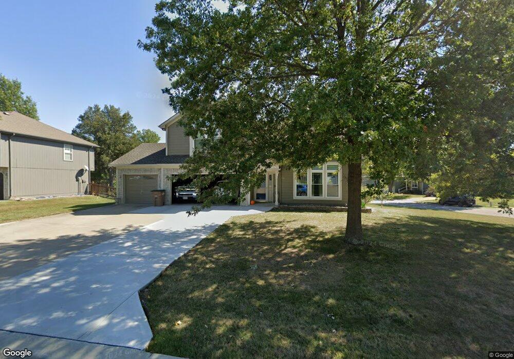 247 N Franklin St, Raymore, MO 64083 - photo 1