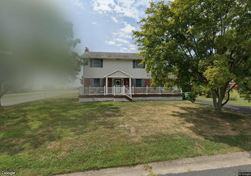 32 Rolling Rd, Claymont, DE 19703 - photo 1