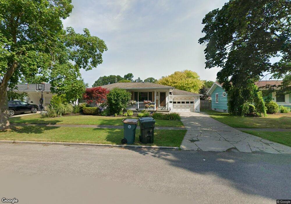 790 Remington Dr, North Tonawanda, NY 14120 - photo 1