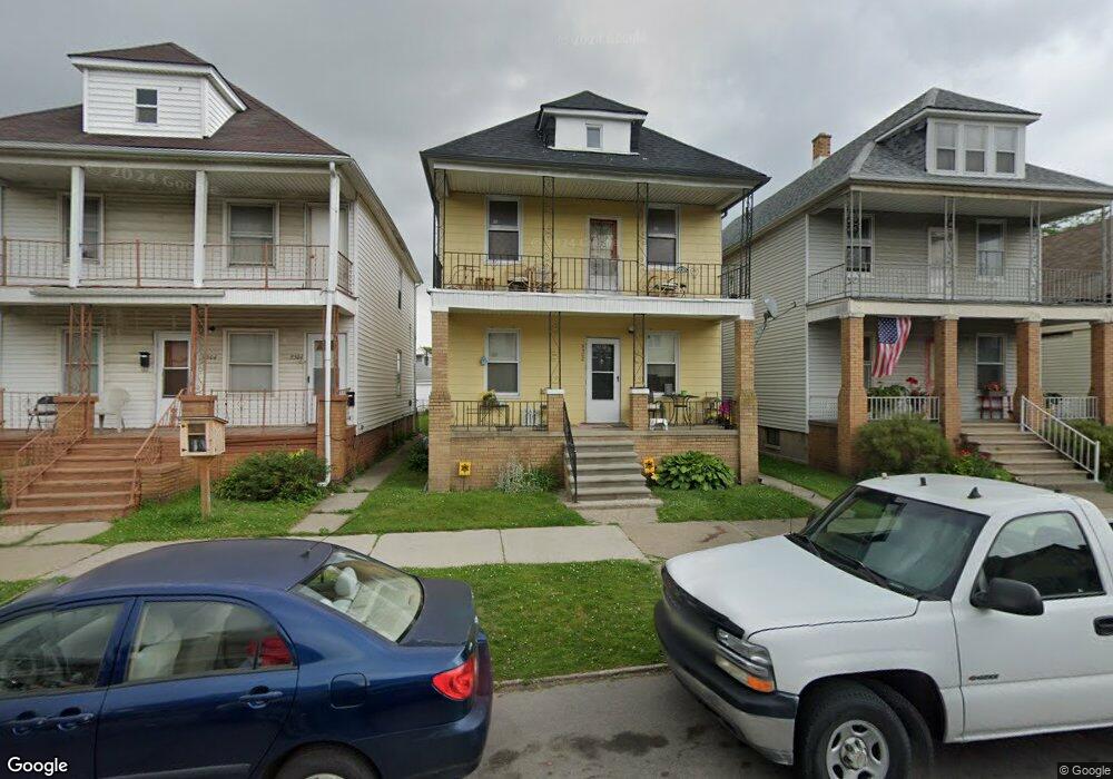 9500 Mitchell St, HamtraMcK, MI 48212 - photo 1