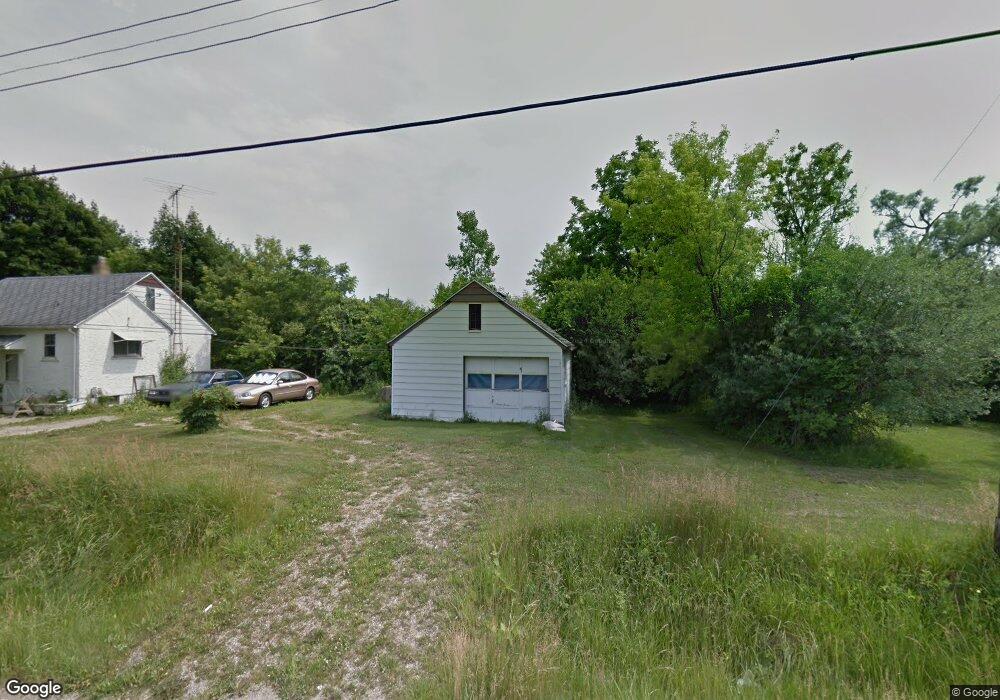 2126 Nedra St, Flint, MI 48532 - photo 1