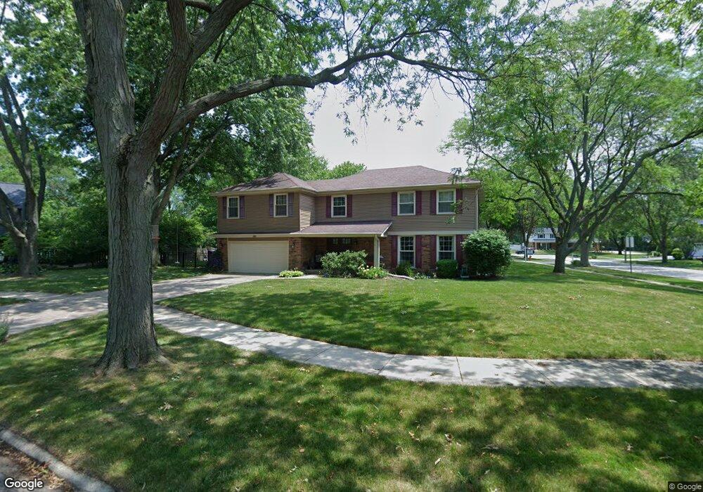 610 Count Fleet Ct, Naperville, IL 60540 - photo 1