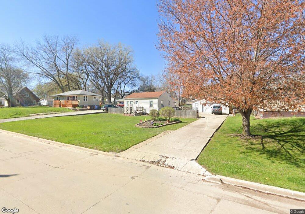 1209 Herold Ave, Des Moines, IA 50315 - photo 1