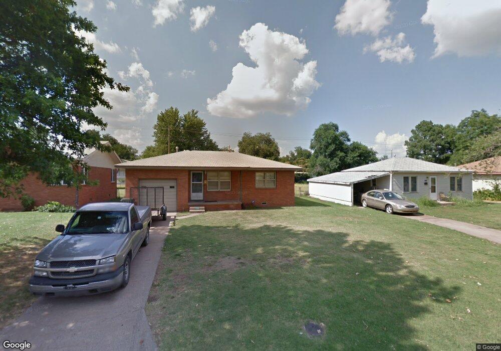 1228 E 2nd St, Cushing, OK 74023 - photo 1