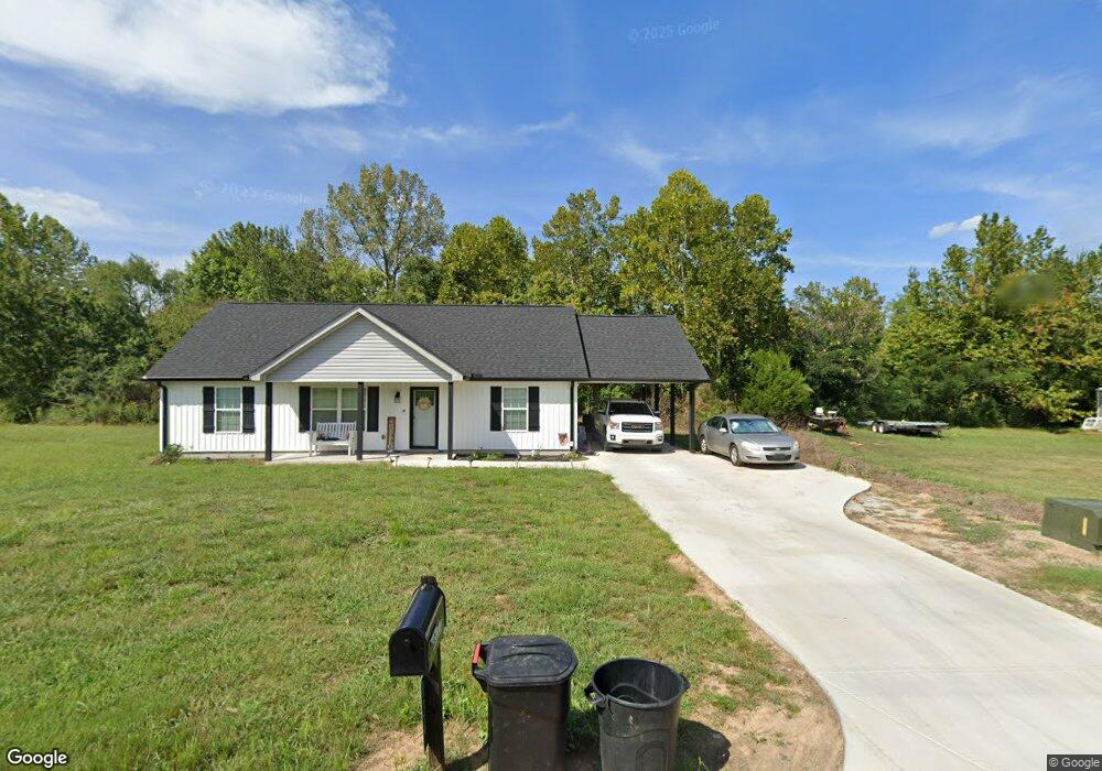 134 Hadley Cir, Linden, TN 37096 - photo 1