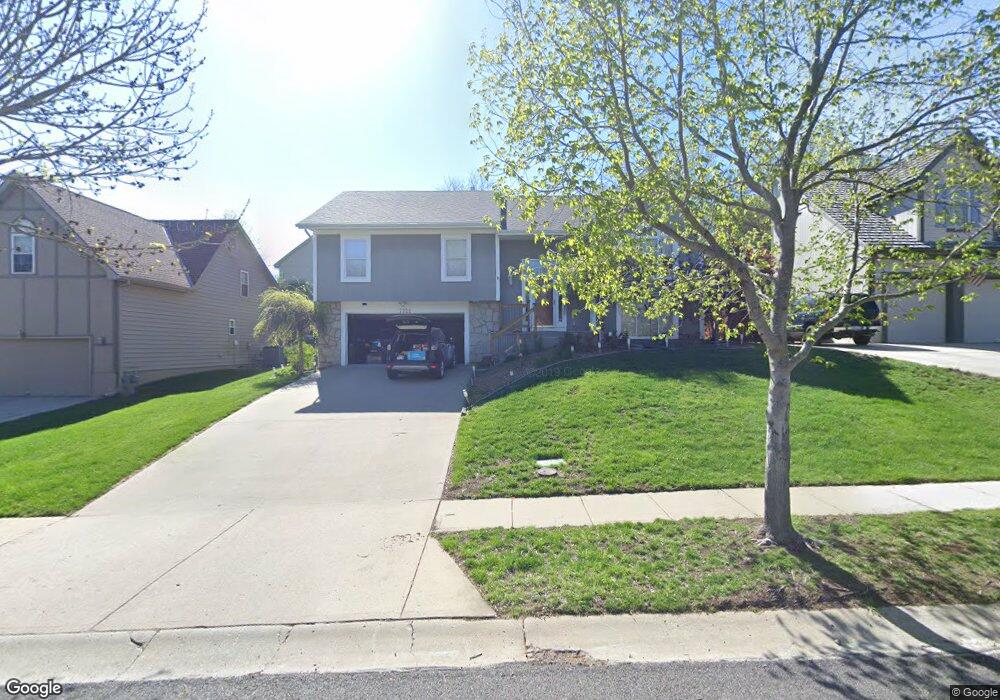 7728 Constance St, Shawnee, KS 66216 - photo 1