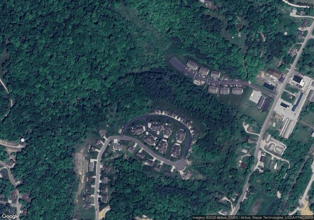 548 Edgehill Cir, Logan, OH 43138 - photo 1