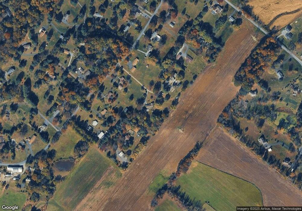 1476 Harvey Ln, Pottstown, PA 19465 - photo 1