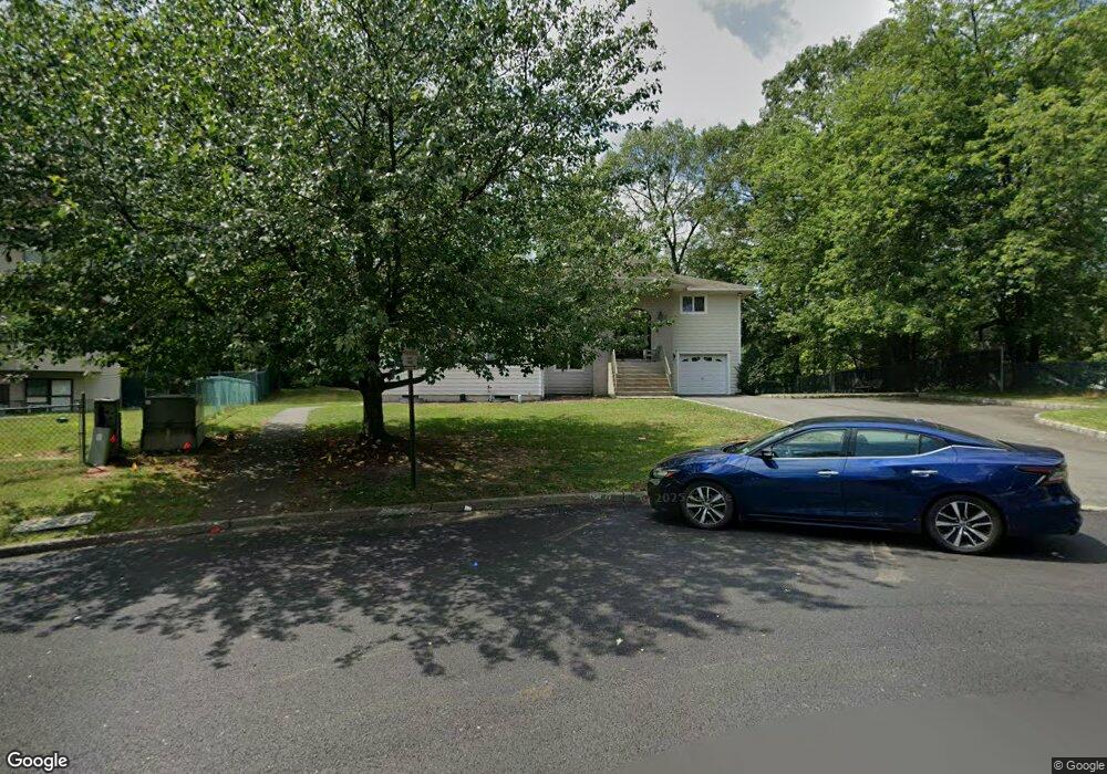 7 Joshua Ct, Monsey, NY 10952 - photo 1