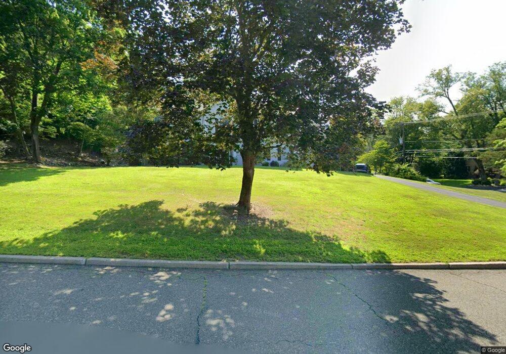 701 Iron Latch Rd unit 1, Franklin Lakes, NJ 07417 - photo 1